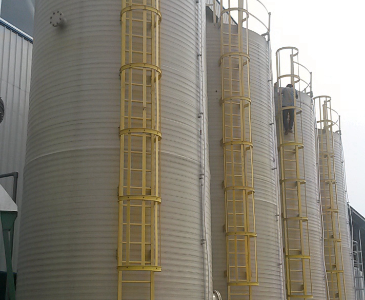 新安化工選用新安江PPH儲(chǔ)罐、磁力泵